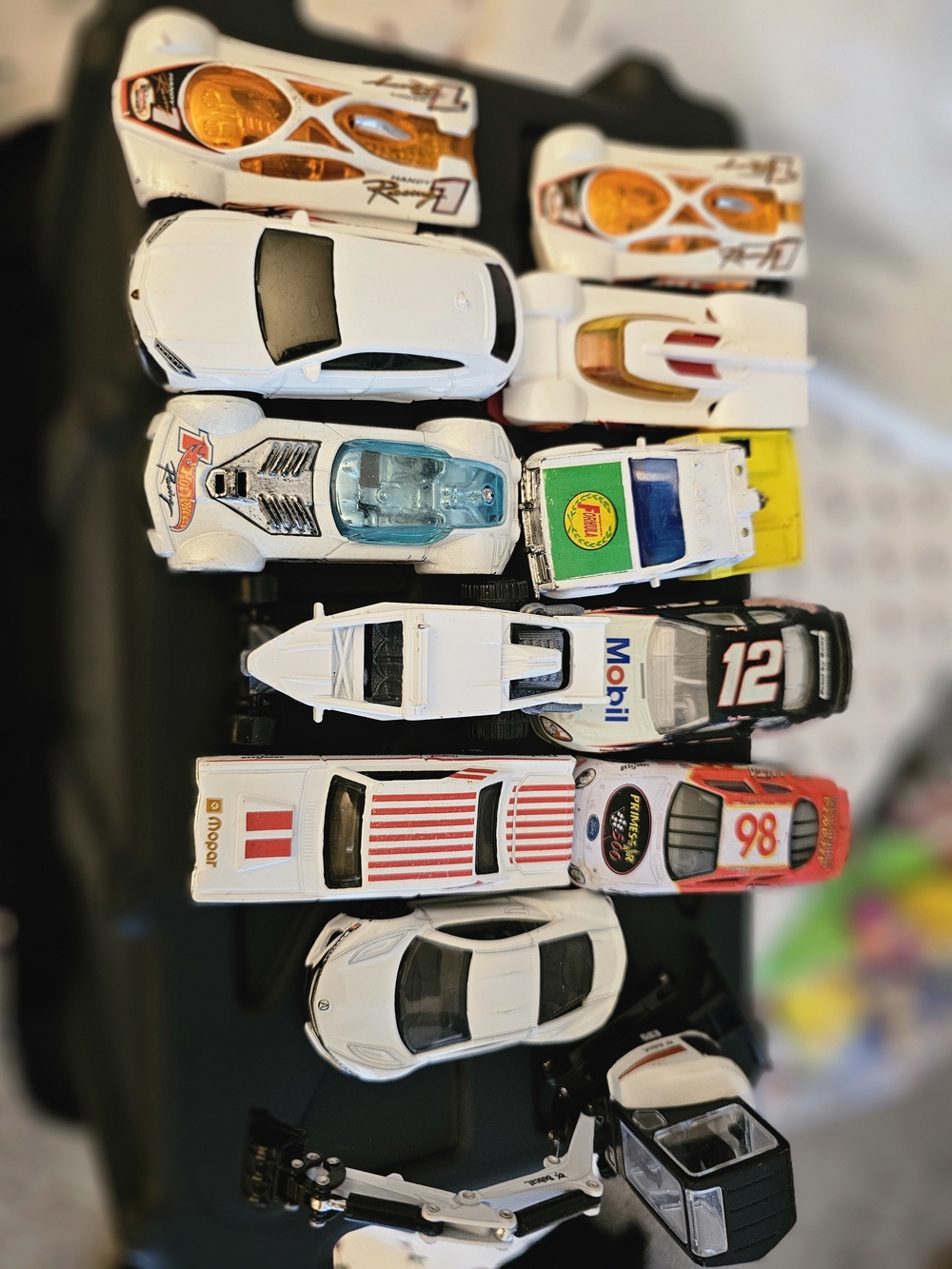 Lot Of 24 Hot Wheels